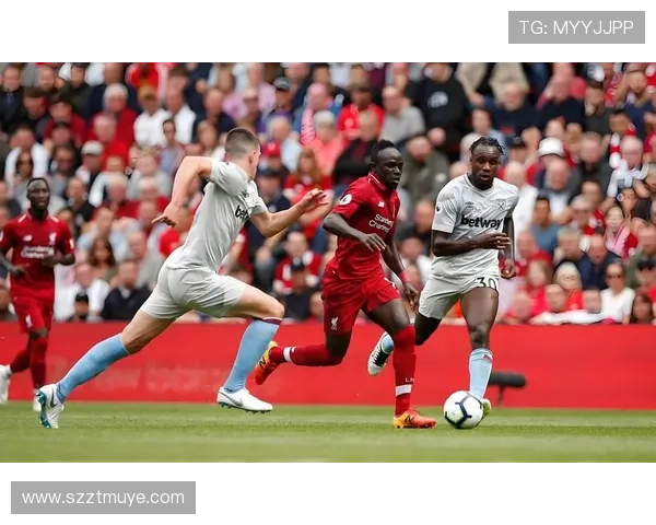 我忍不住关注西汉姆保级战况